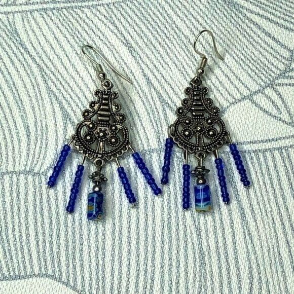 Artistic Dangle Earrings! - Picture 1 of 6
